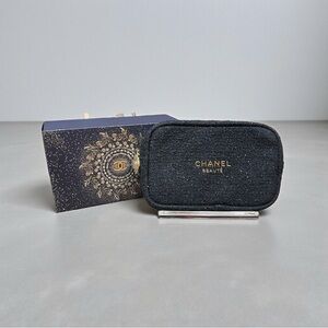 Chanel Beauté Black and Gold Pouch